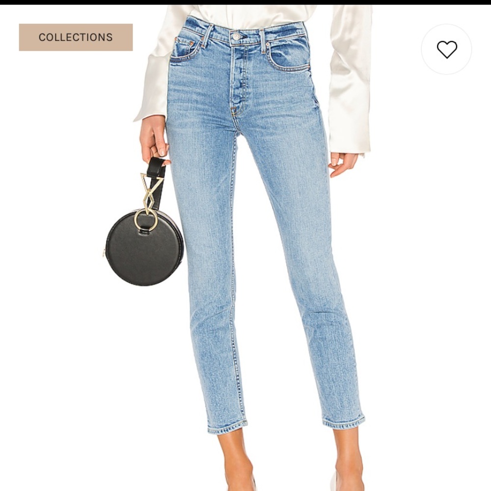 Karolina in On The Run GRLFRND
Jeans